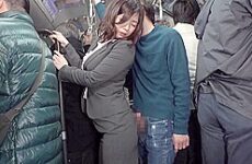UI2201- Office Lady Mature Mother Accepting Molestation On A Crowded Bus