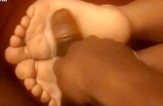 Footjob in a student room.(beurette student).